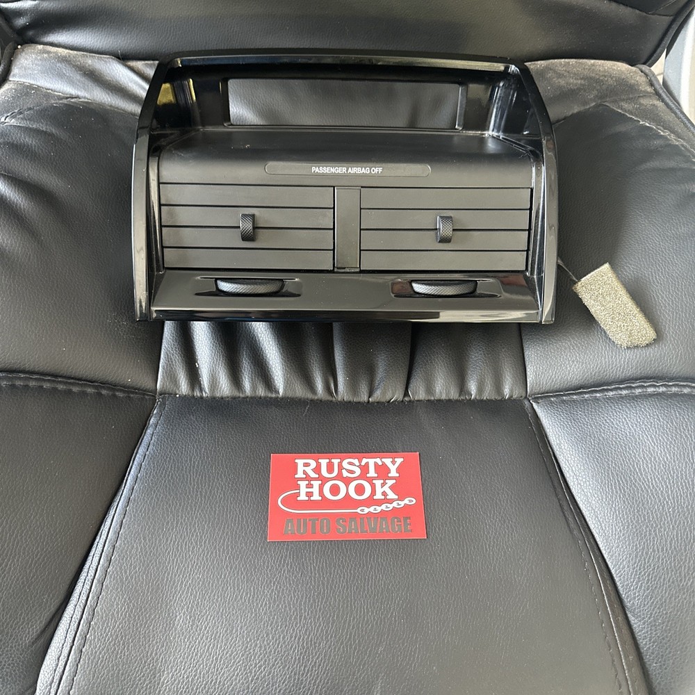 2008-2012 Ford Escape Mariner Tribute Center Top Dash Trim Bezel w/ Air Vents OE
