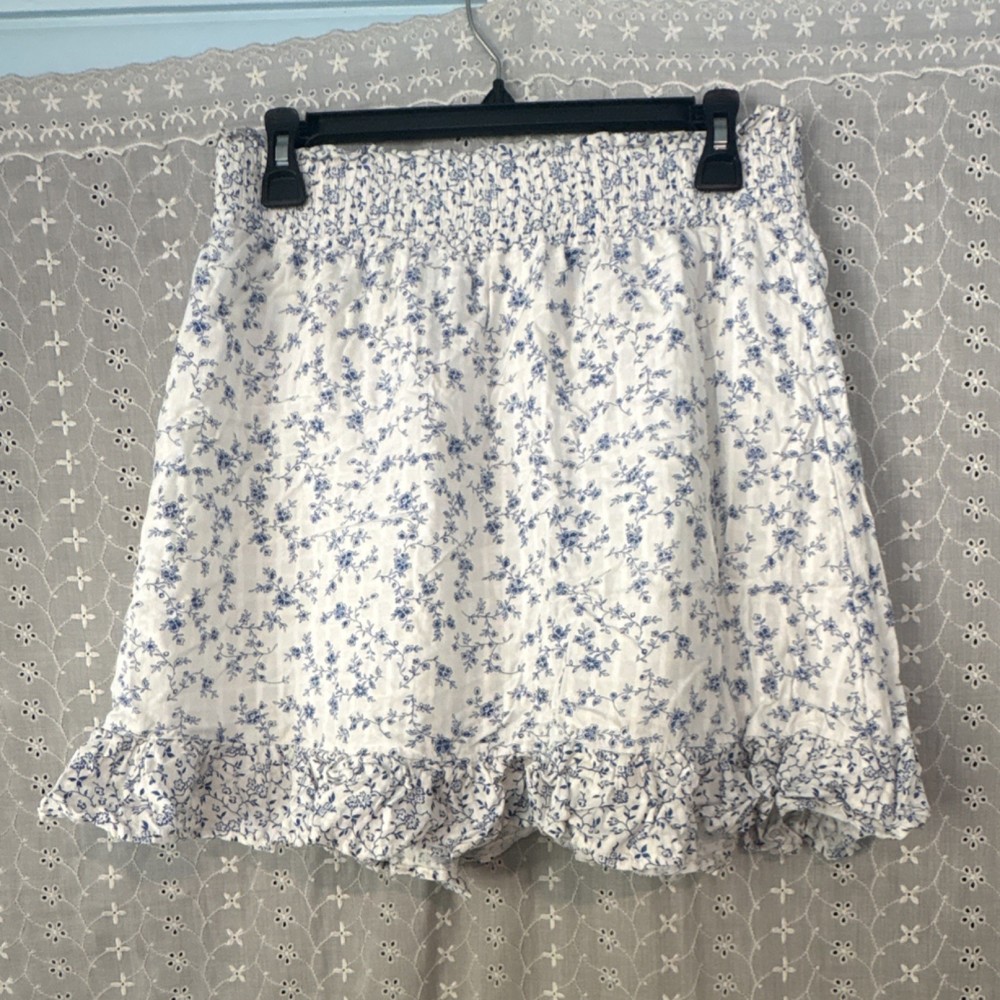 LOFT  White/Blue Floral Pull On Elastic Waist Ruffle Hem Mini Skirt S