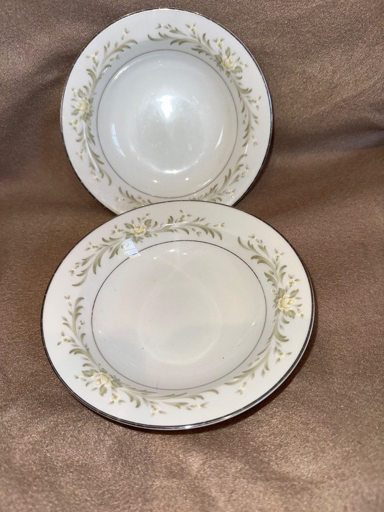 Grace Fine China RHAPSODY Round 5.5
