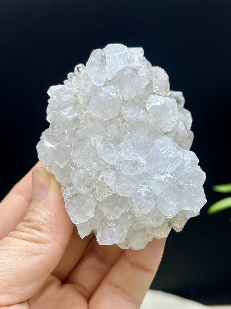 Natural quartz crystal fish eye stone specimen decoration