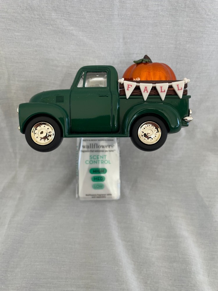 Bath & Body Works Wallflower Plug In Diffuser (Autumn Collection)