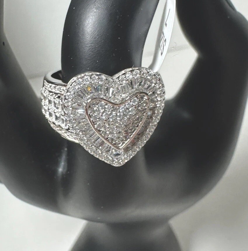 925 STERLING SILVER Cubic Zirconia HEART SHAPE RING SIZE 7