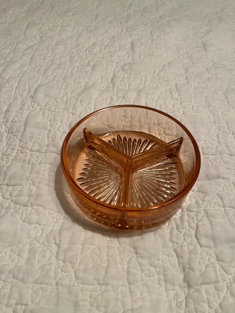 vintage pink depression glass bowl/relish tray/candy dish with divided