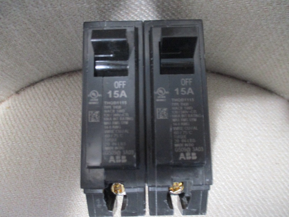 GE THQB1115 Circuit Breaker 15A Amp General Electric Bolt On
