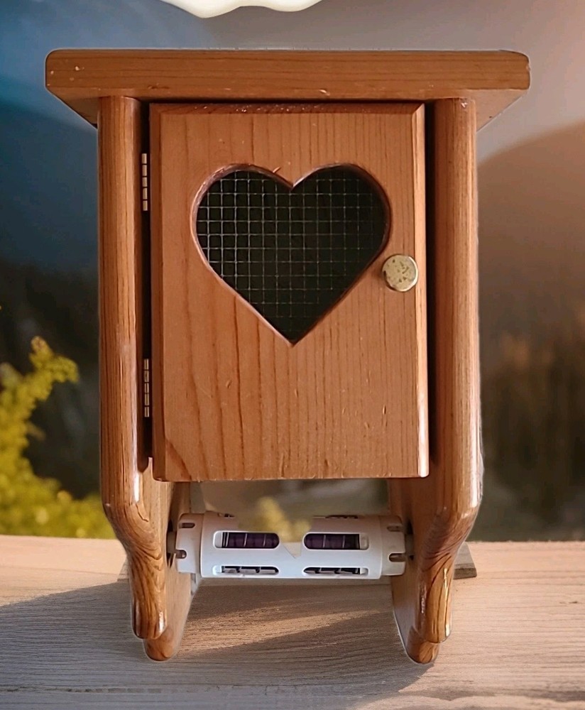 Heart Wooden Toilet Paper Holder handmade in 1991 vintage Grandma