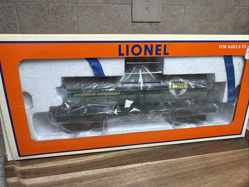Lionel Ethyl 8000 gallon Tankcar 6-19625 Brand New