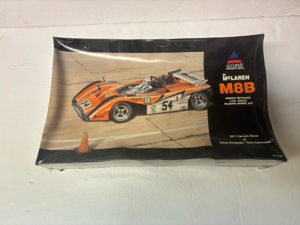 Accurate Miniatures McLaren M8B Can-Am Racer 1:24 Scale Kit FACTORY SEALED-image