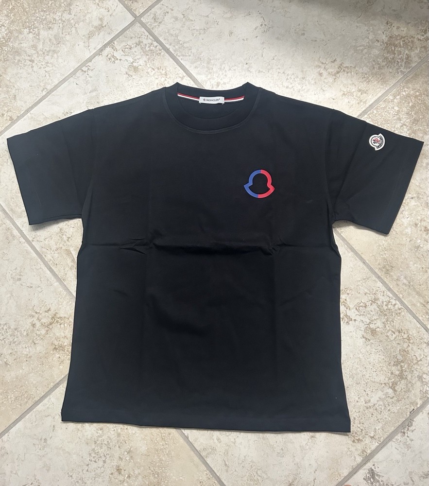 Moncler Embroidered Logo T- Shirt Black Size M