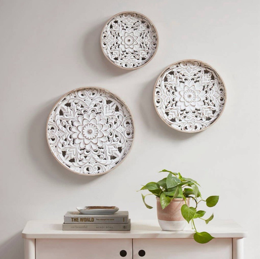 Set of 3 Natural Round Wood Wall Decor Accents