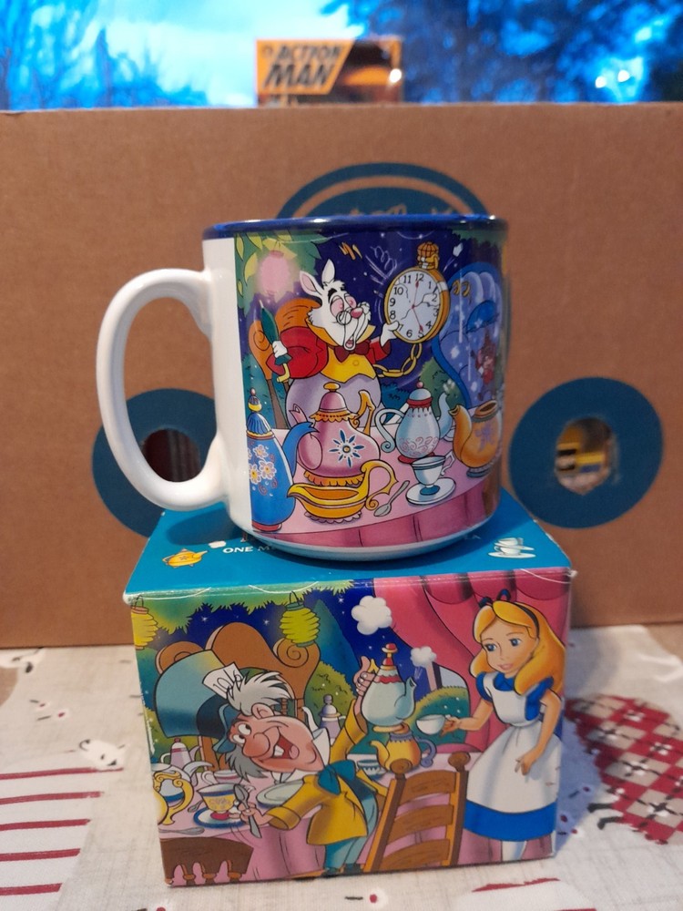 Alice in Wonderland, Disney Shop Mug Boxed, Discontinued Very Rare