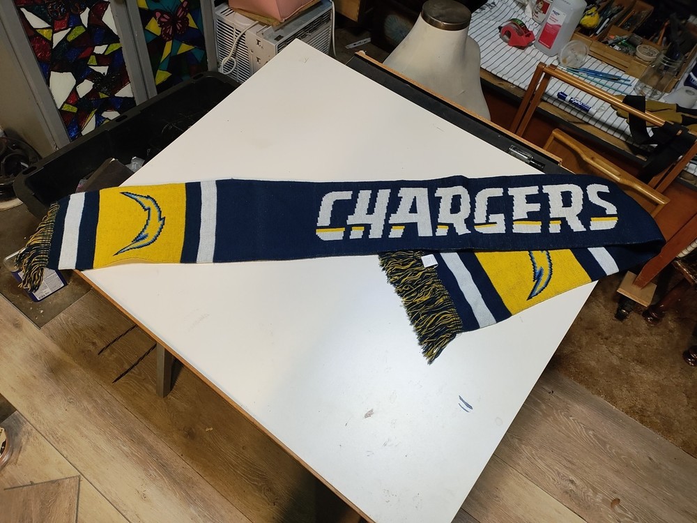 Team Logo Charger Scarf for Football Fans