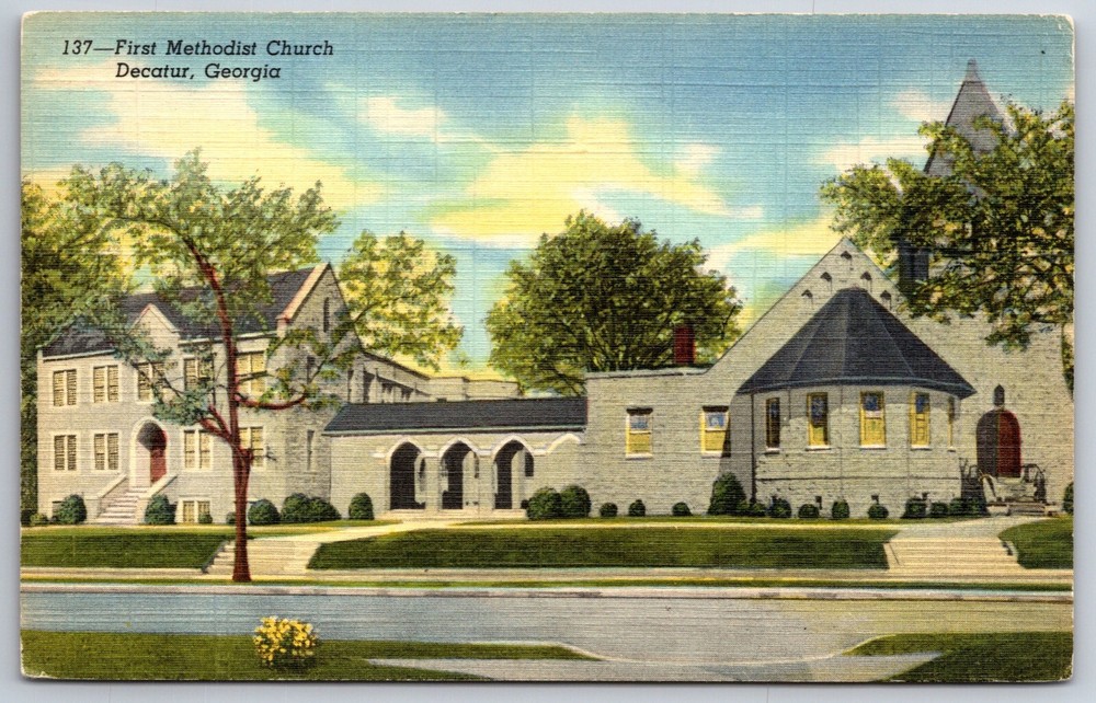 Decatur Georgia~First Methodist Church Bldg Street View~Vintage Linen Postcard