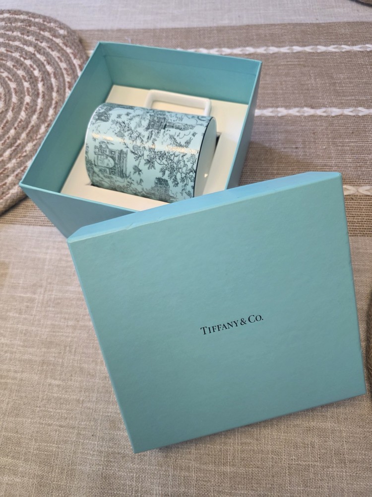 TIFFANY & Co. BONE CHINA TOILE COFFEE MUG NEW IN BOX
