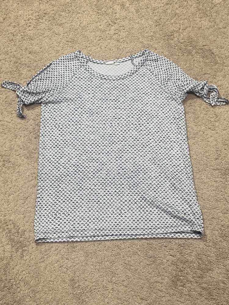 Gap Womens Shirt Size XS White Black Print Tie Sleeve Casual Soft Top