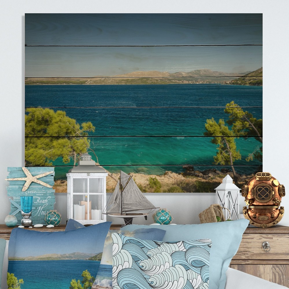 Designart Traditional Beach With Crystal Water In Croatia Wall Art Canvas Print