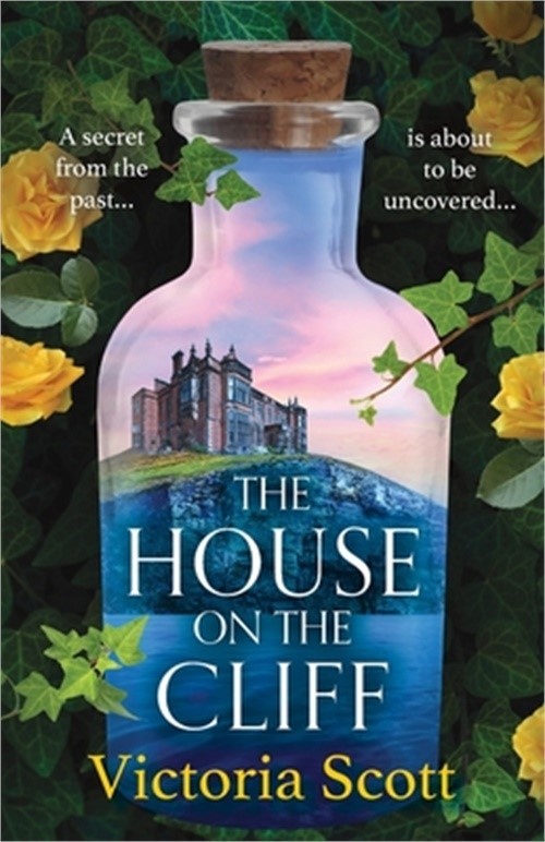 The House on the Cliff (Paperback or Softback)