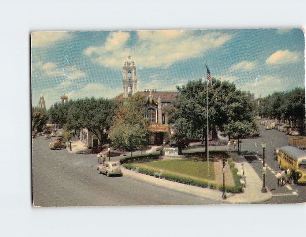 Postcard  Country Club Plaza Kansas City Missouri USA