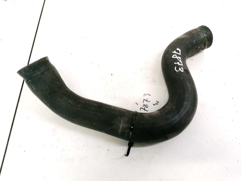 Radiator Cooling Water Hose for Volvo S60 Part DE1596772-35