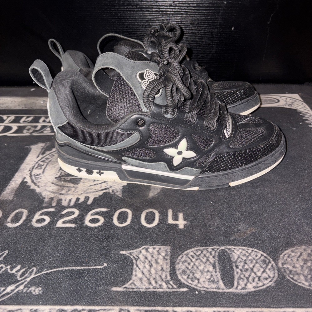 Pre - Owned Good Louis Vuitton Black And White Skates Size 11 (44)