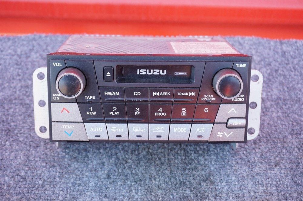 2002-2004 ISUZU AXIOM Radio head unit AC Heater Climate Control 8-97264-249-3