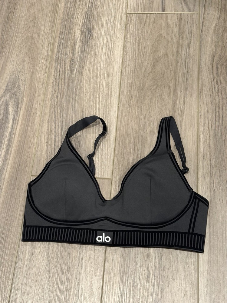 Alo Yoga Bra