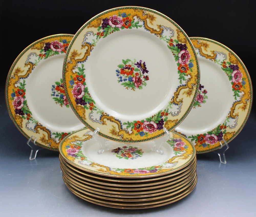 Royal Crown Myott Staffordshire Set of 12 Dinner Plates Pattern #2199 Floral