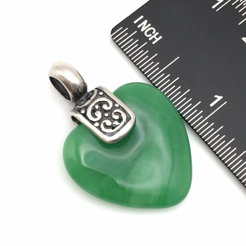 Vintage Sterling Silver Green Heart Pendant Marked 925 8.2g #43