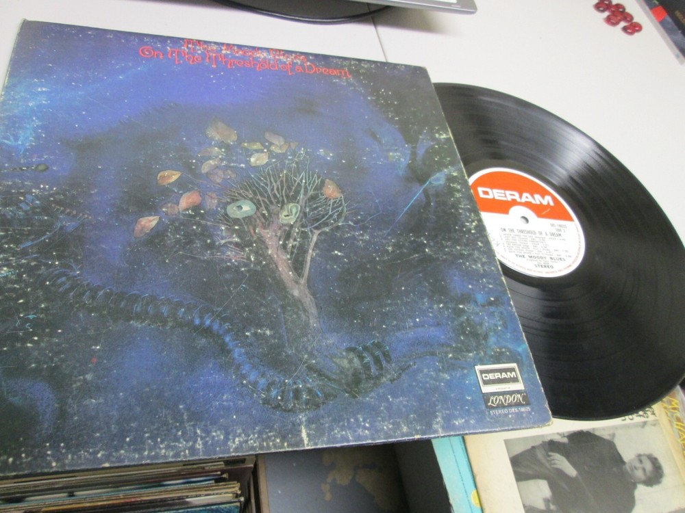 Moody Blues – The Threshold Of A Dream, 1969 LP (RE) UK Press-Deram –Estate sale