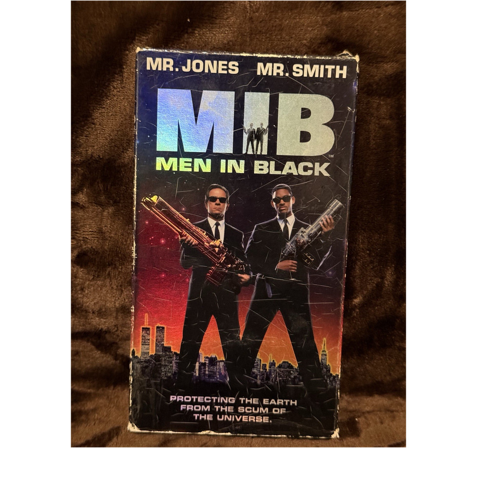 Columbia Pictures Men in Black VHS Full Screen NTSC PG-13 Sci-Fi Will Smith