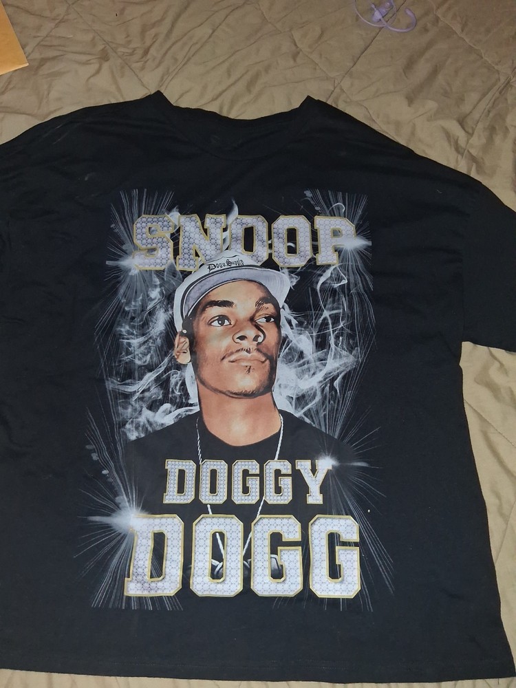 Snoop Dogg Graphic T-Shirt  Mens  2XL
