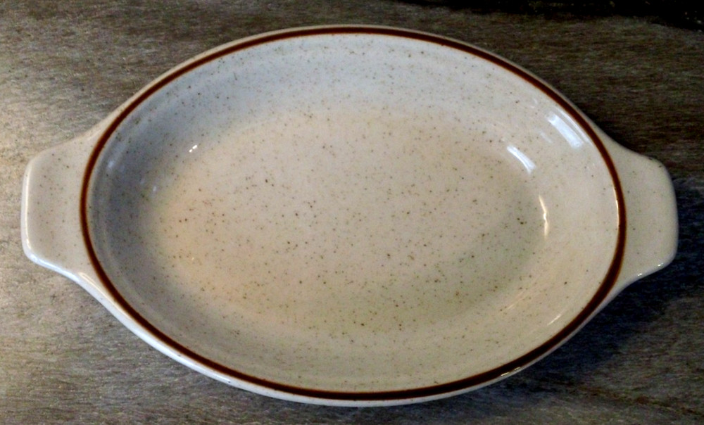 Vintage Restaurant Ware Oval Dish 6 in. x 8 in.Syracuse China