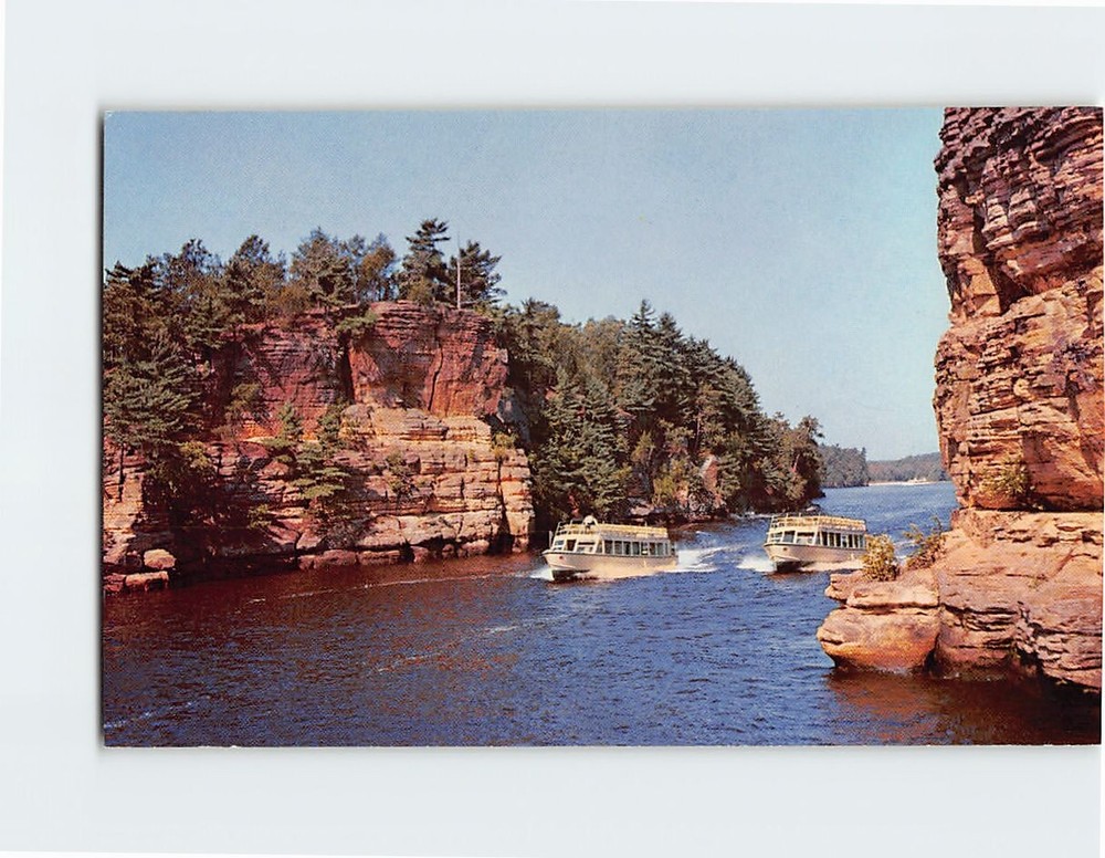 Postcard The Jaws Of The Dells Wisconsin Dells Wisconsin USA