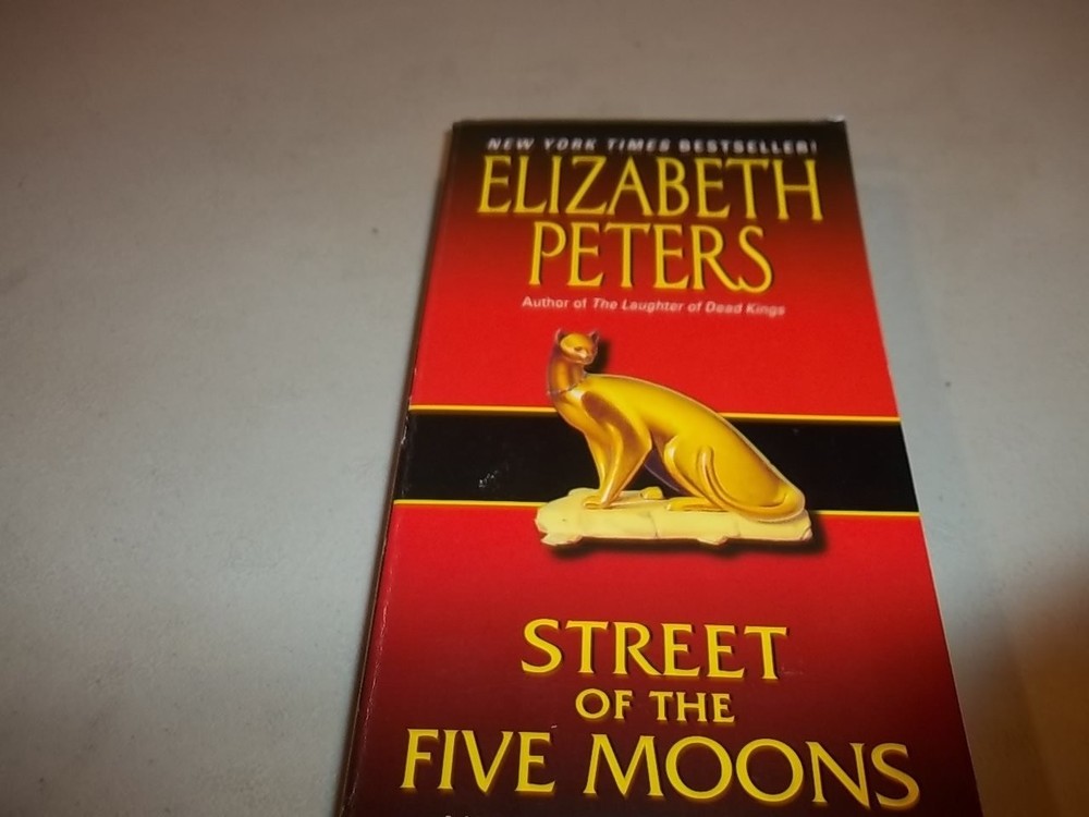 Street of Five Moons: A Vicky Bliss Novel of Suspense by Peters