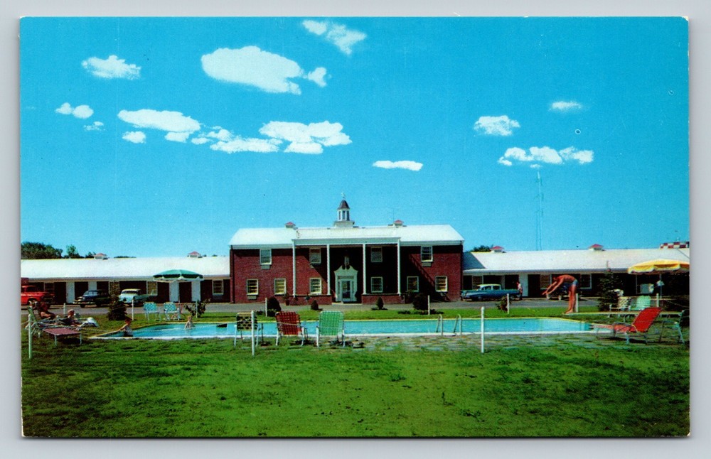 Utica New York Motel Hamilton, Pool View VINTAGE Postcard