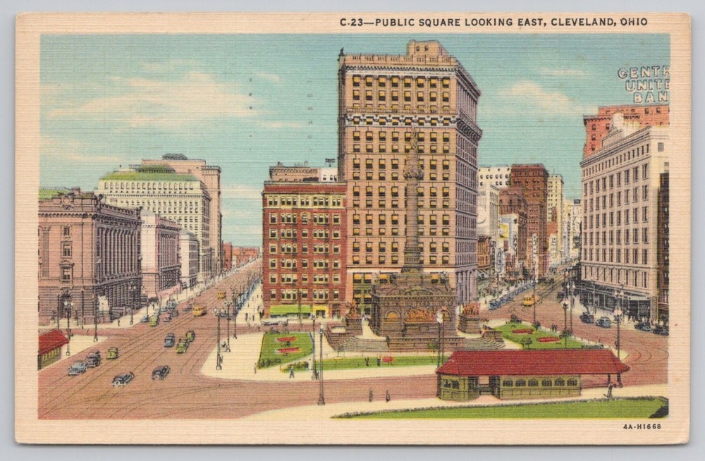 Public Square Looking East, Cleveland, Ohio OH 1941 linen Postcard