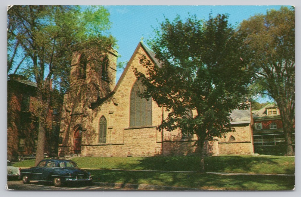 St Albans Vermont, St Luke's Episcopal Church, Vintage Postcard