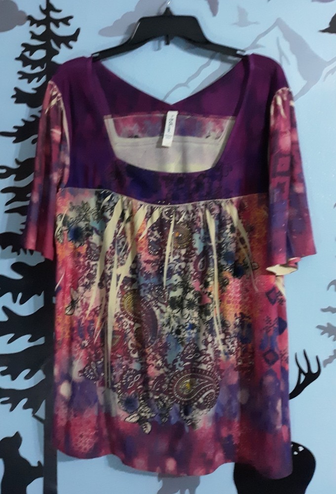 Woman’s L.A BLUES Short Sleeve Pullover Summer Blouse Top. Sz 22/24w