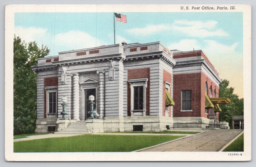Paris, Illinois U.S. Post Office Linen Postcard Curteich Chicago 1930s-1950s