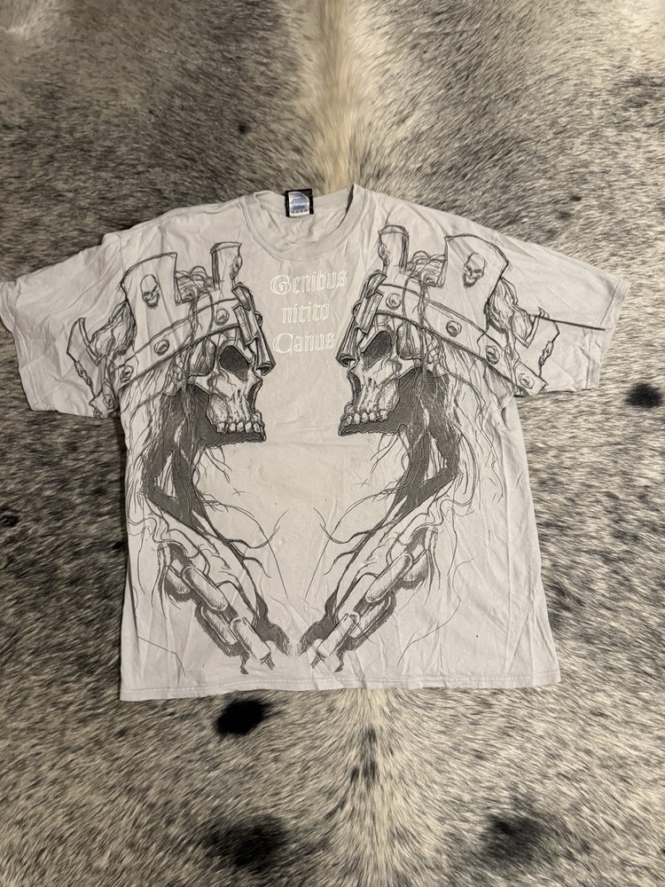 💀 WWE Triple H “Genibus Mitto Canus” Skull Graphic Tee – 2XL