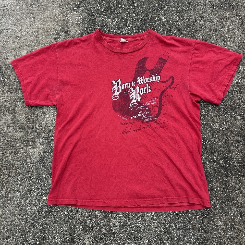 Vintage Y2K Retro Streetwear Red Rock N Roll Graphic Tee Size Medium