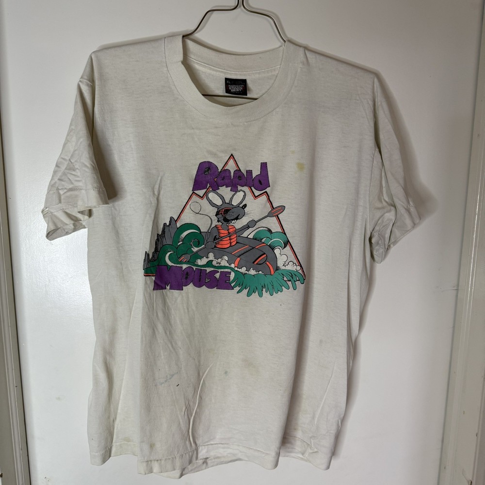 vintage Kayaking Mouse tee single stitch graphic t shirt size XL .Y2K. Vintage