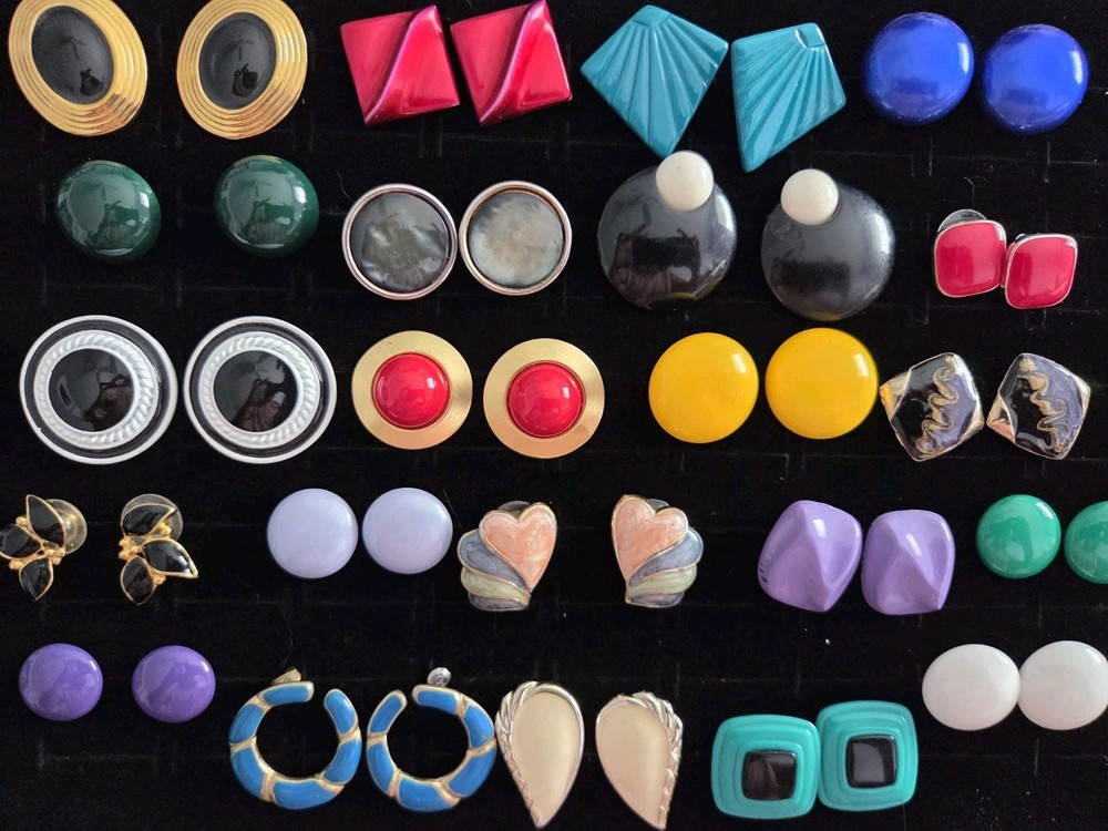 Vintage Enamel Earrings Lot Mixed Metal Heavy Gold Tone 70's 80's Napier Avon 22