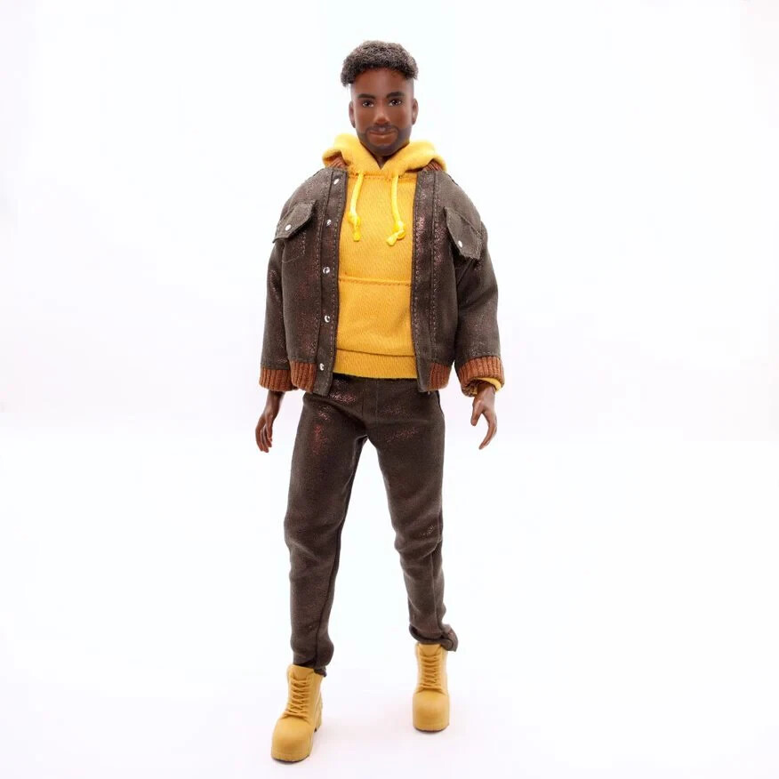Fresh Squad Platinum Collection Amari Fashion Doll 12