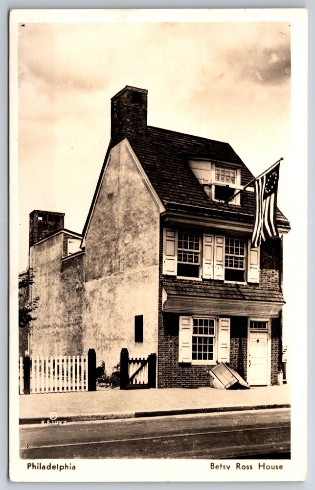 RPPC~Philadelphia PA~Betsy Ross House Street View~PM 1944~Real Photo Postcard