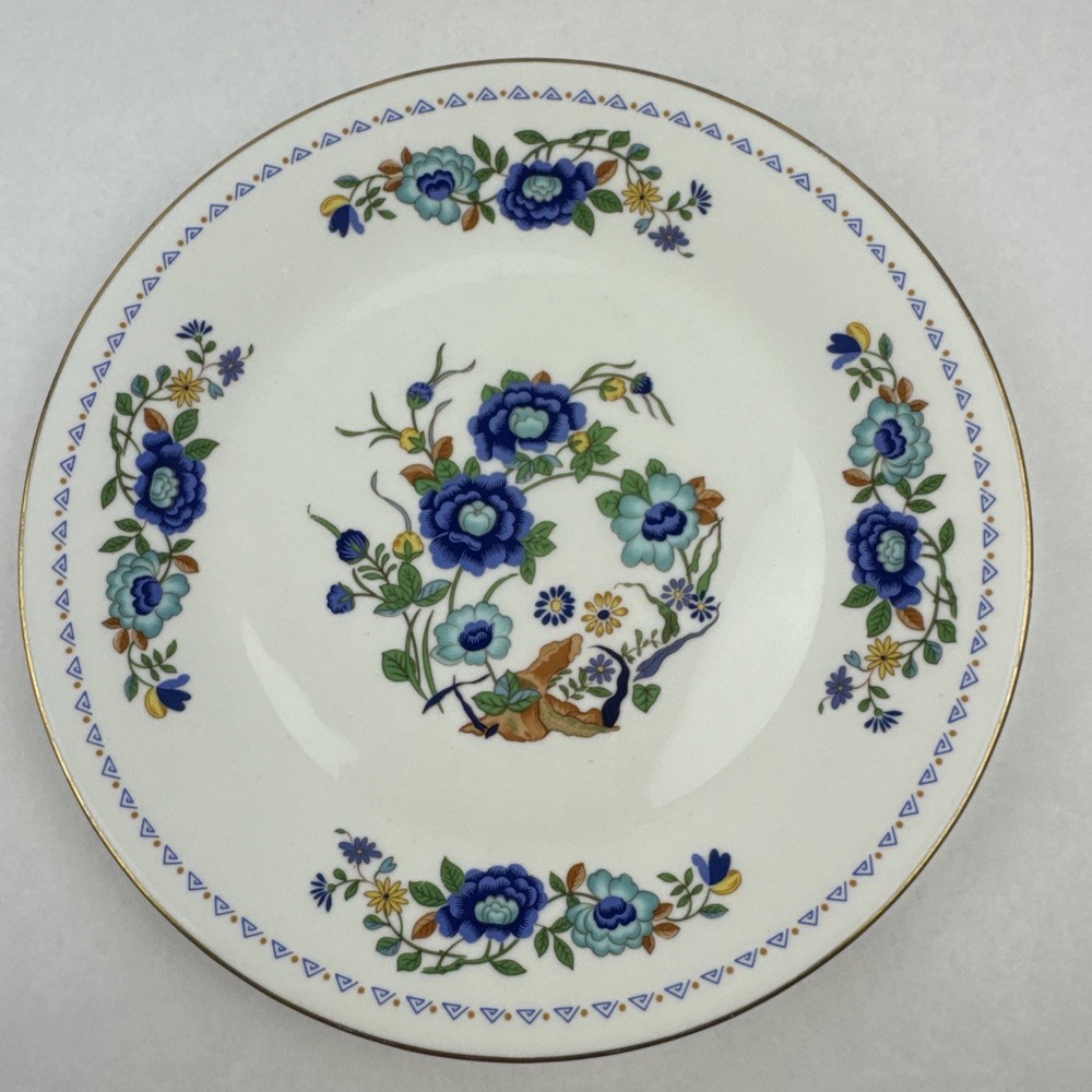 Aynsley Marlina Salad Plate England Bone China 8.25