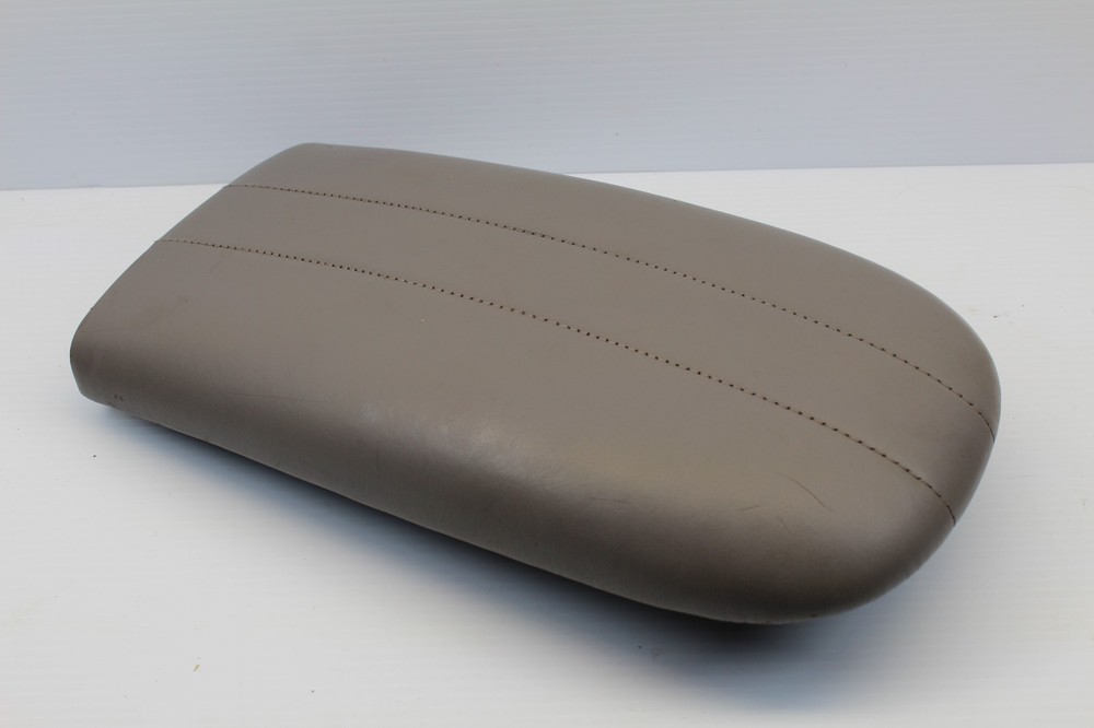 1997 2002 Lincoln Navigator Center Console Lid Armrest Expedition Gray OEM