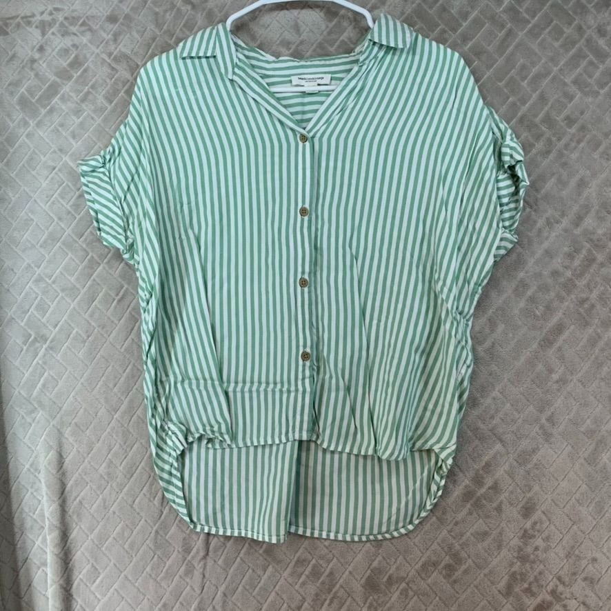 Beachlunchlounge Shirt Womens S Green & White Striped Button-Down Short-Sleeve