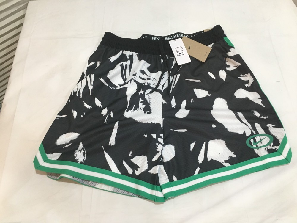 NWT $75.00 Nike Mens Dri-Fit DNA Basketball Shorts Black Size LARGE