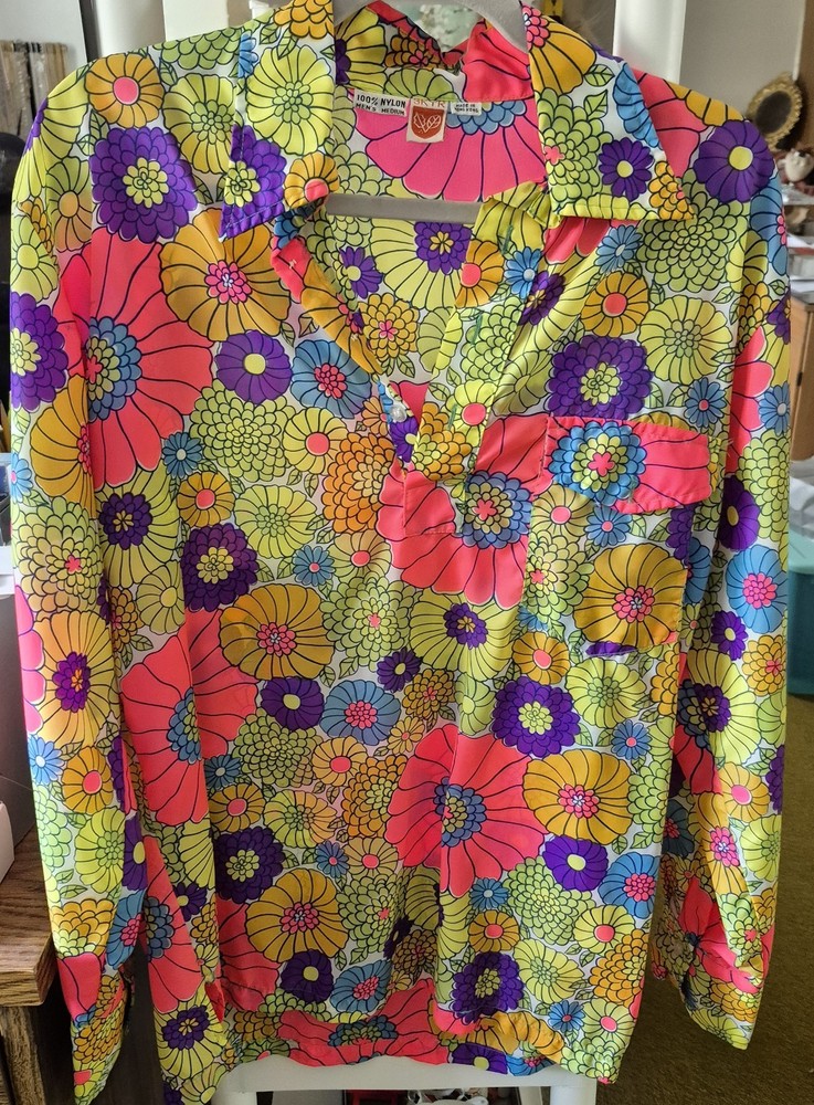 Vintage Mens 1970's Psychedelic Pink Green Purple Flowers Disco Shirt Medium EUC
