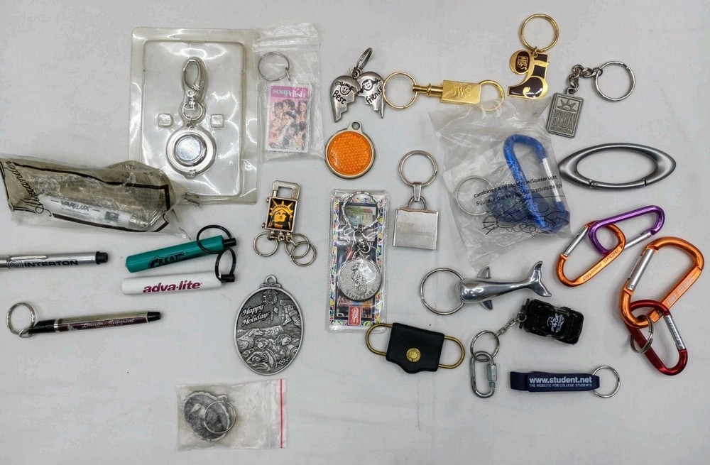 Keychain Lot Vintage to Now Mixed Novelty Advertising, Souvenir, Characters